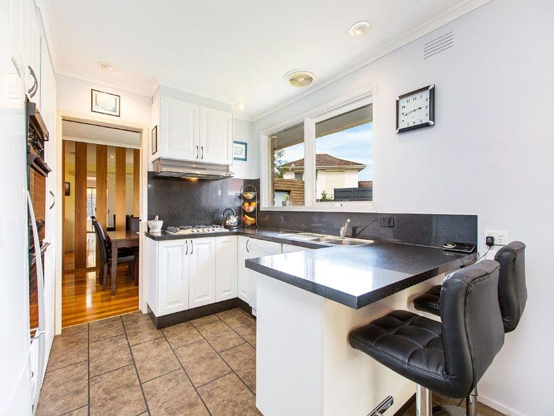 6 Arlington Court, DINGLEY VILLAGE VIC 3172, Dingley Village - Thumbnail 5