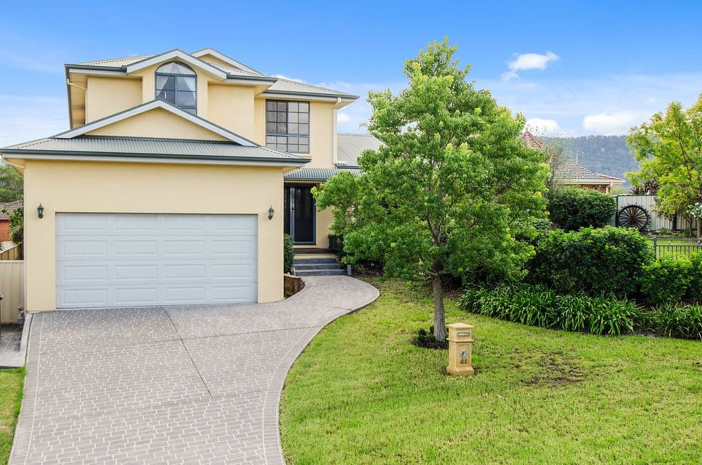 41 Brindabella Drive, Horsley - Image 1