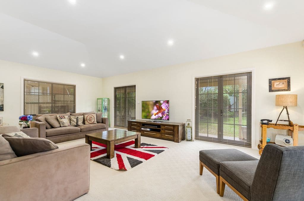 41 Brindabella Drive, Horsley - Thumbnail 3