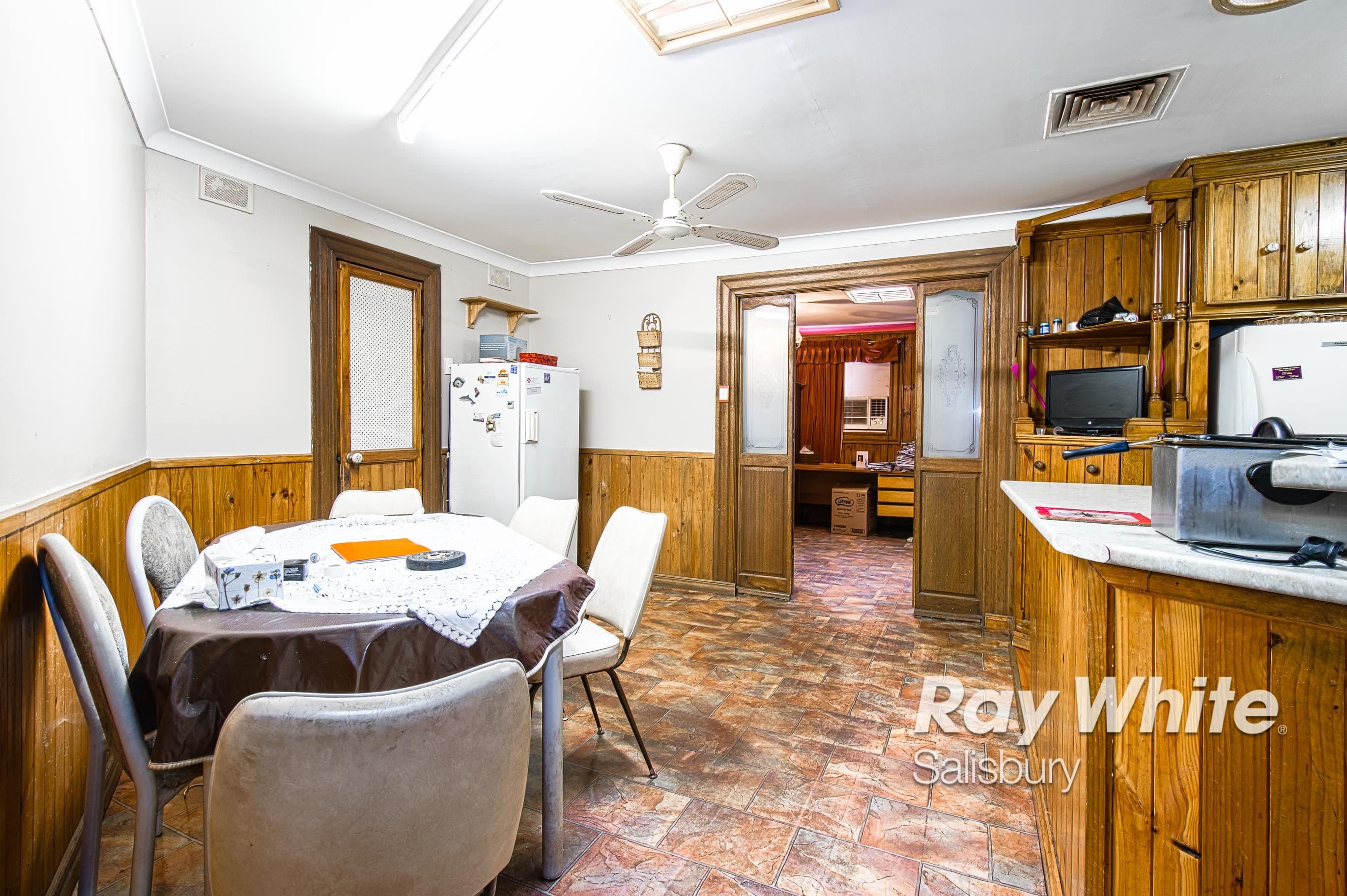 15 Deane Street, Salisbury North SA 5108, Salisbury North - Thumbnail 4