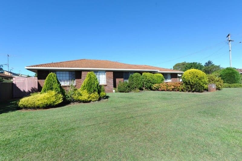 32 Arabian Street, HARRISTOWN QLD 4350, Harristown - Image 1