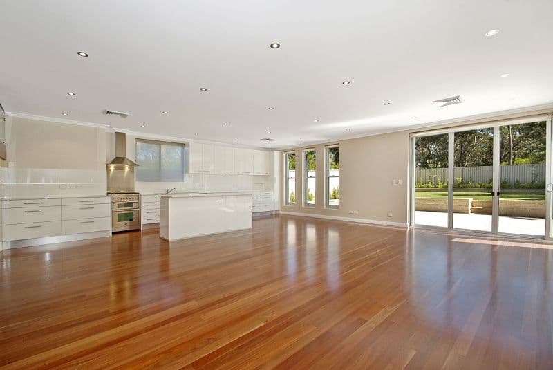 4 Annesley Avenue, STANWELL TOPS NSW 2508, Stanwell Tops - Thumbnail 4