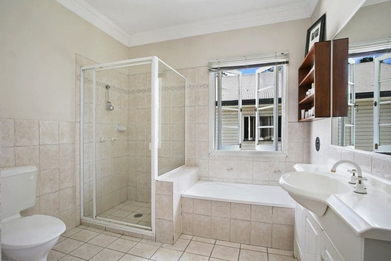 120 Taringa Parade, INDOOROOPILLY QLD 4068, Indooroopilly - Thumbnail 8