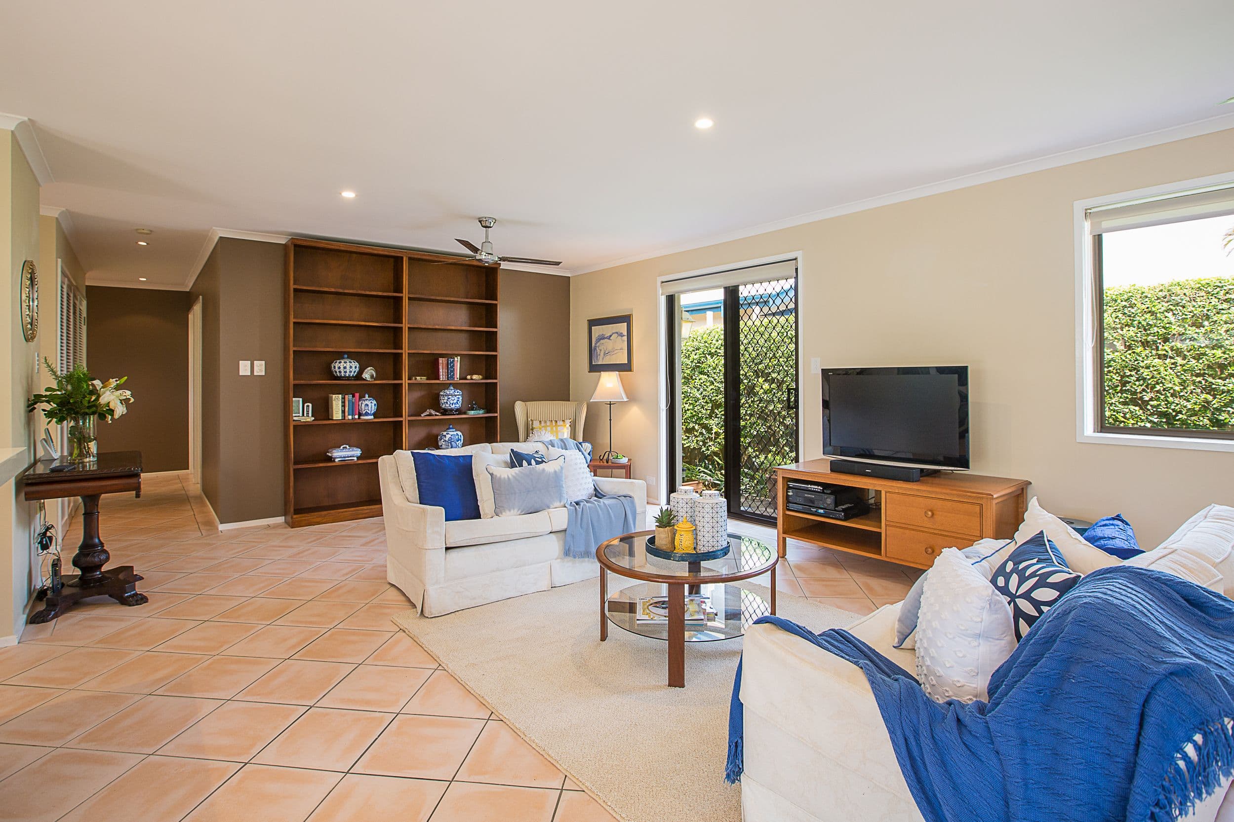 19 Runaway Bay Avenue, Runaway Bay QLD 4216, Runaway Bay - Thumbnail 5