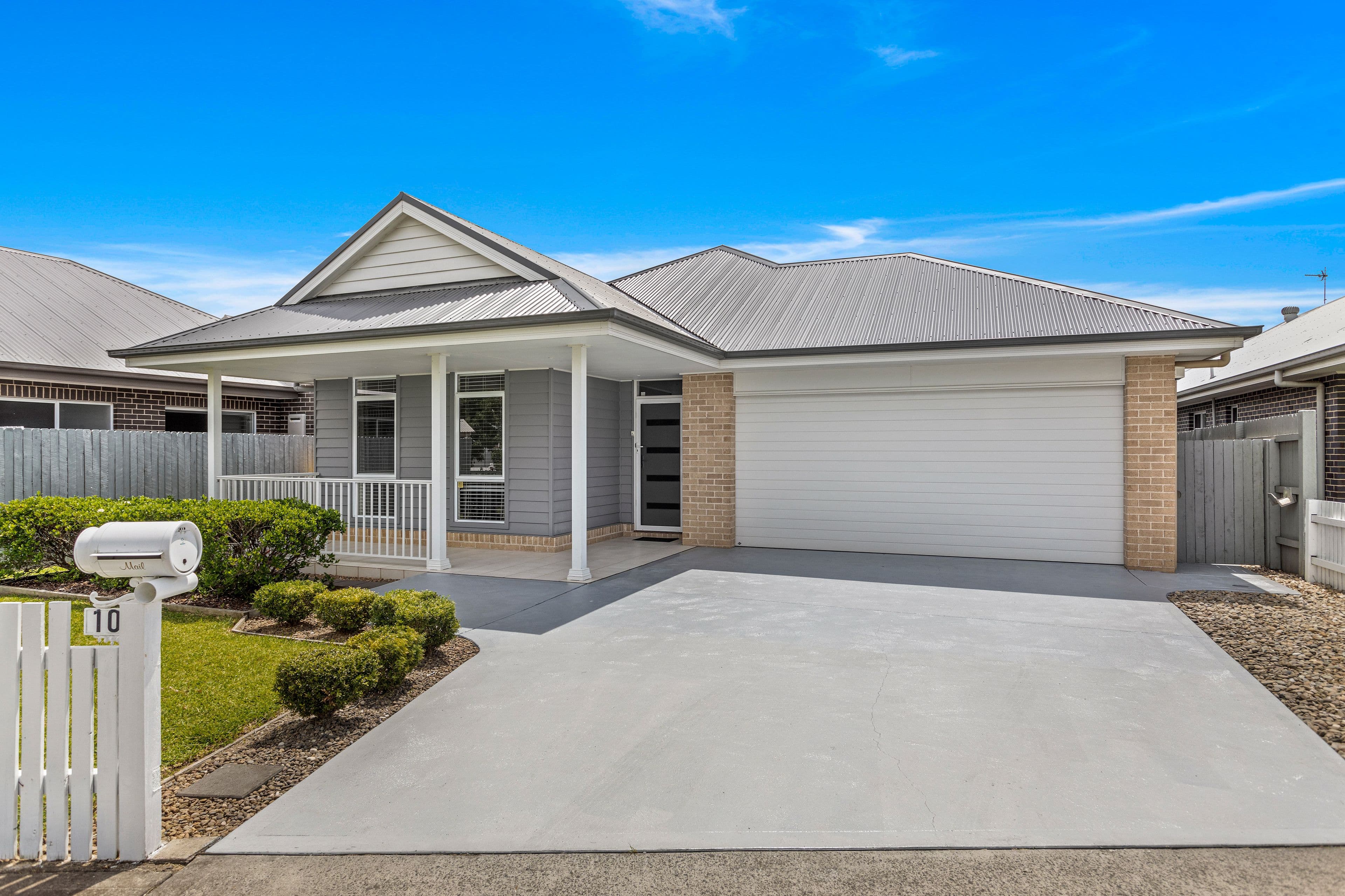 10 Mollymook Street, Tullimbar NSW 2527, Tullimbar - Image 1