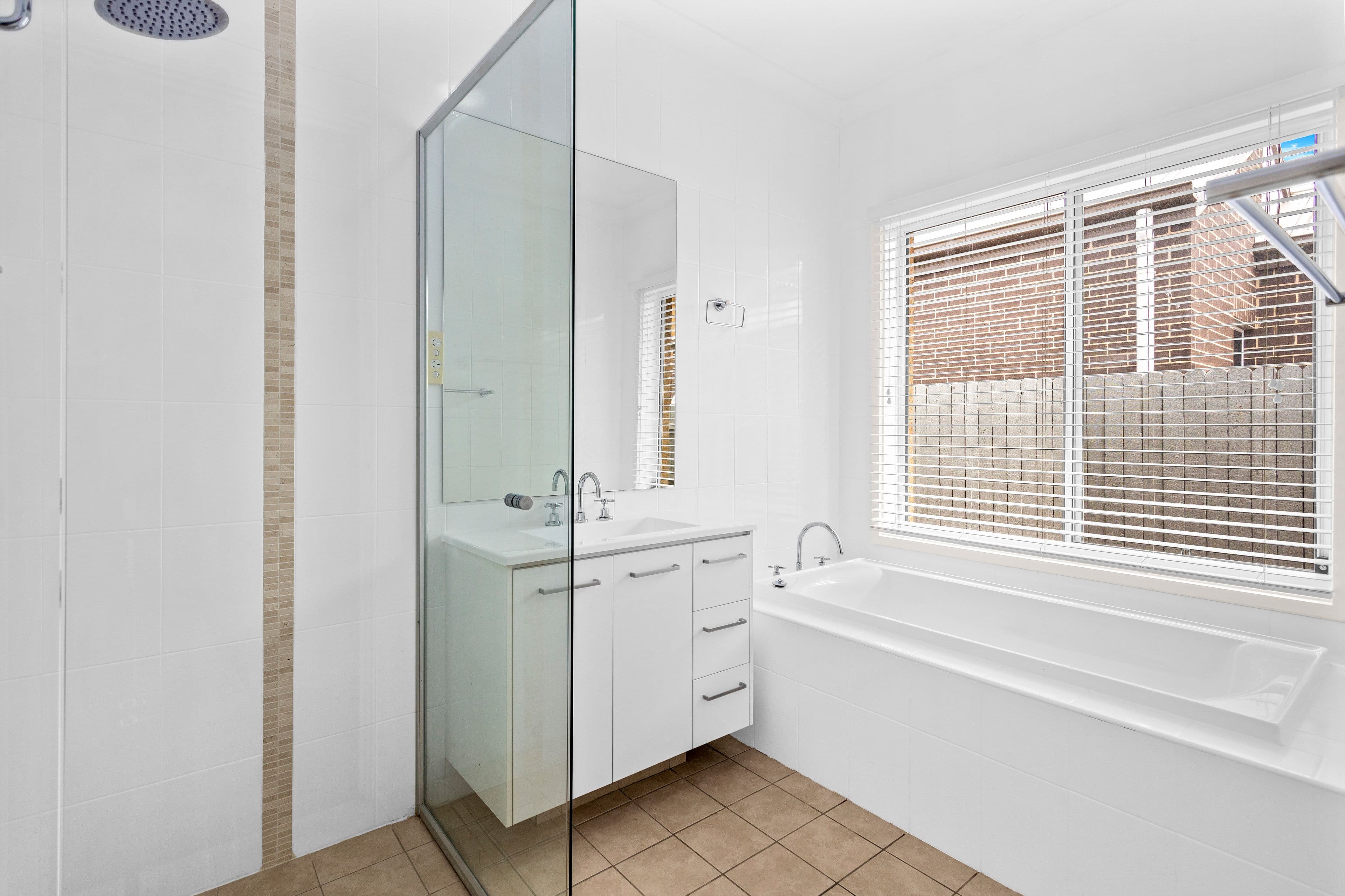 10 Mollymook Street, Tullimbar NSW 2527, Tullimbar - Thumbnail 8