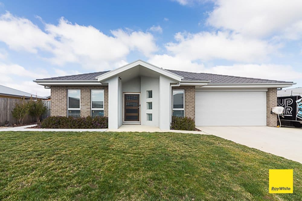 11 Hopkins Street, Bungendore NSW 2621, Bungendore - Image 1