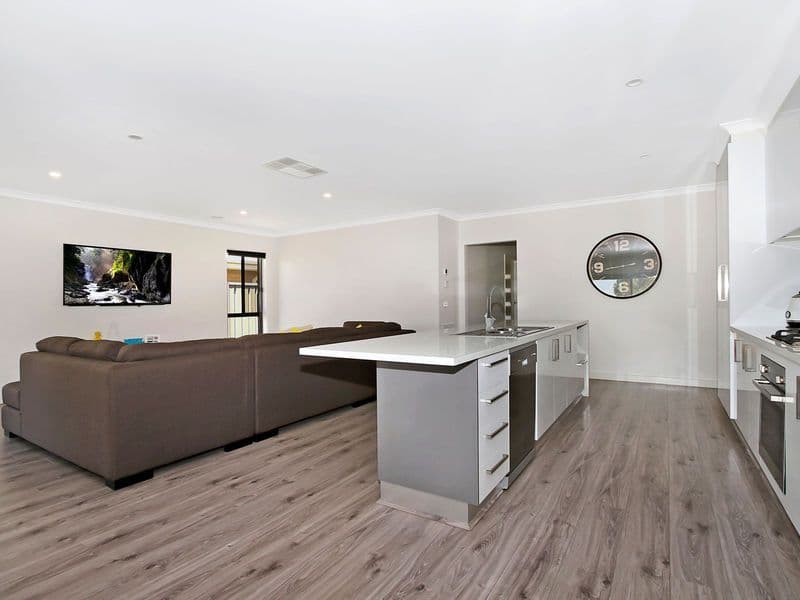 8 Alexander Street, Yarrawonga VIC 3730, Yarrawonga - Thumbnail 6