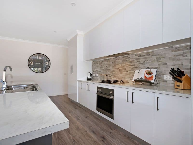 8 Alexander Street, Yarrawonga VIC 3730, Yarrawonga - Thumbnail 7