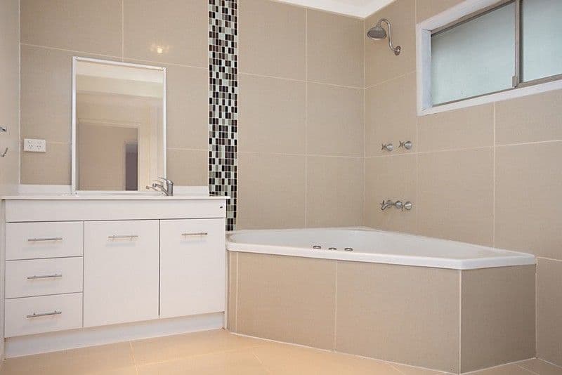 18 Meribah Street, SHAILER PARK QLD 4128, Shailer Park - Image 1