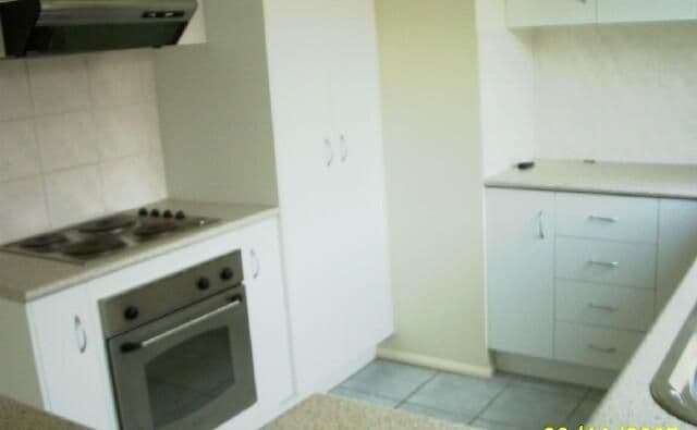 16 Grevillea Place, BRIDGEMAN DOWNS QLD 4035, Bridgeman Downs - Thumbnail 4