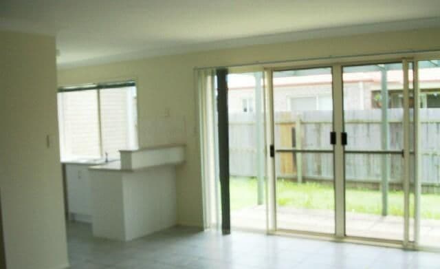 16 Grevillea Place, BRIDGEMAN DOWNS QLD 4035, Bridgeman Downs - Thumbnail 6