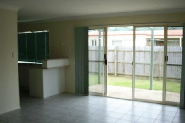 16 Grevillea Place, BRIDGEMAN DOWNS QLD 4035, Bridgeman Downs - Thumbnail 8