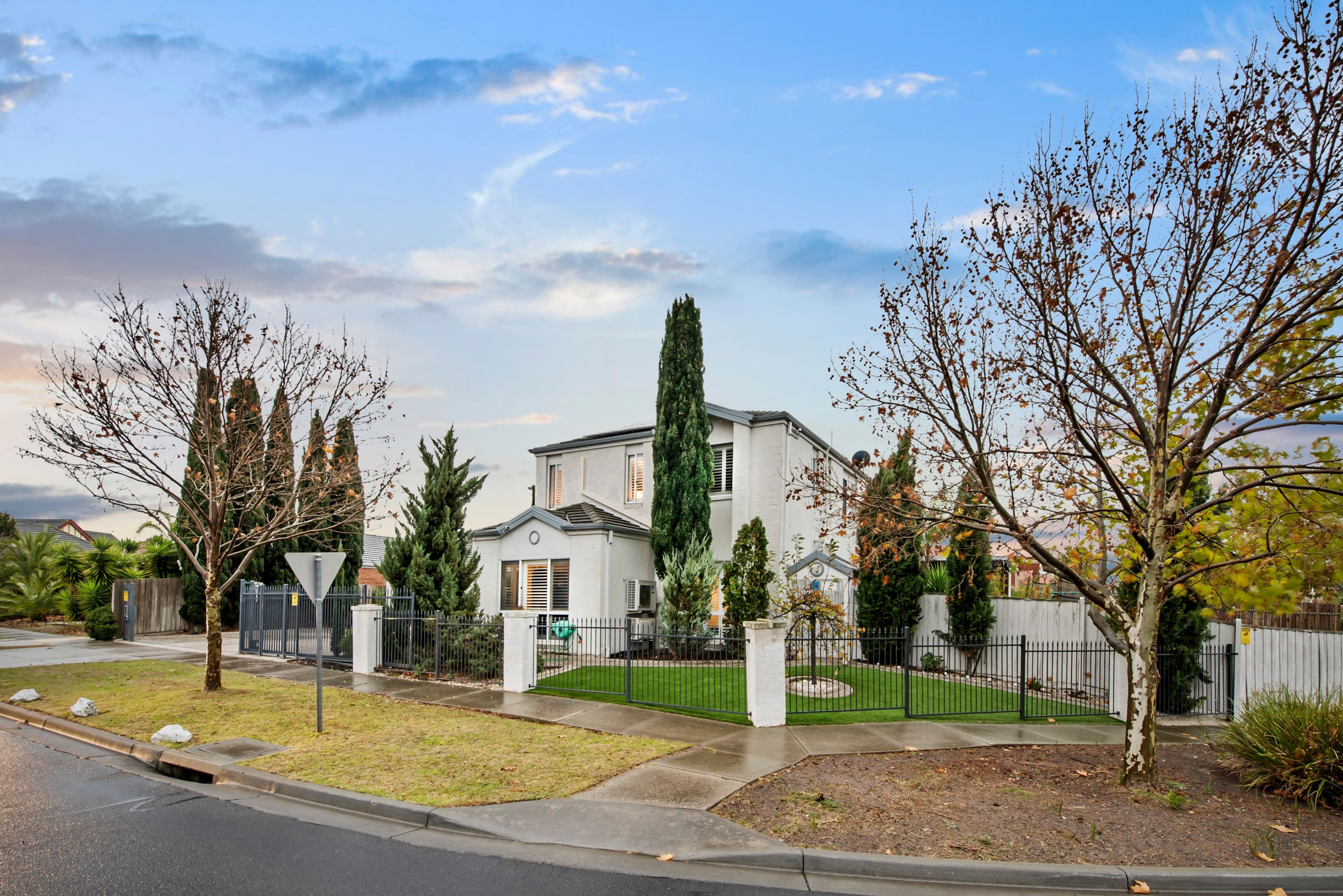 57 Wolviston Avenue, Hillside VIC 3037, Hillside - Thumbnail 2