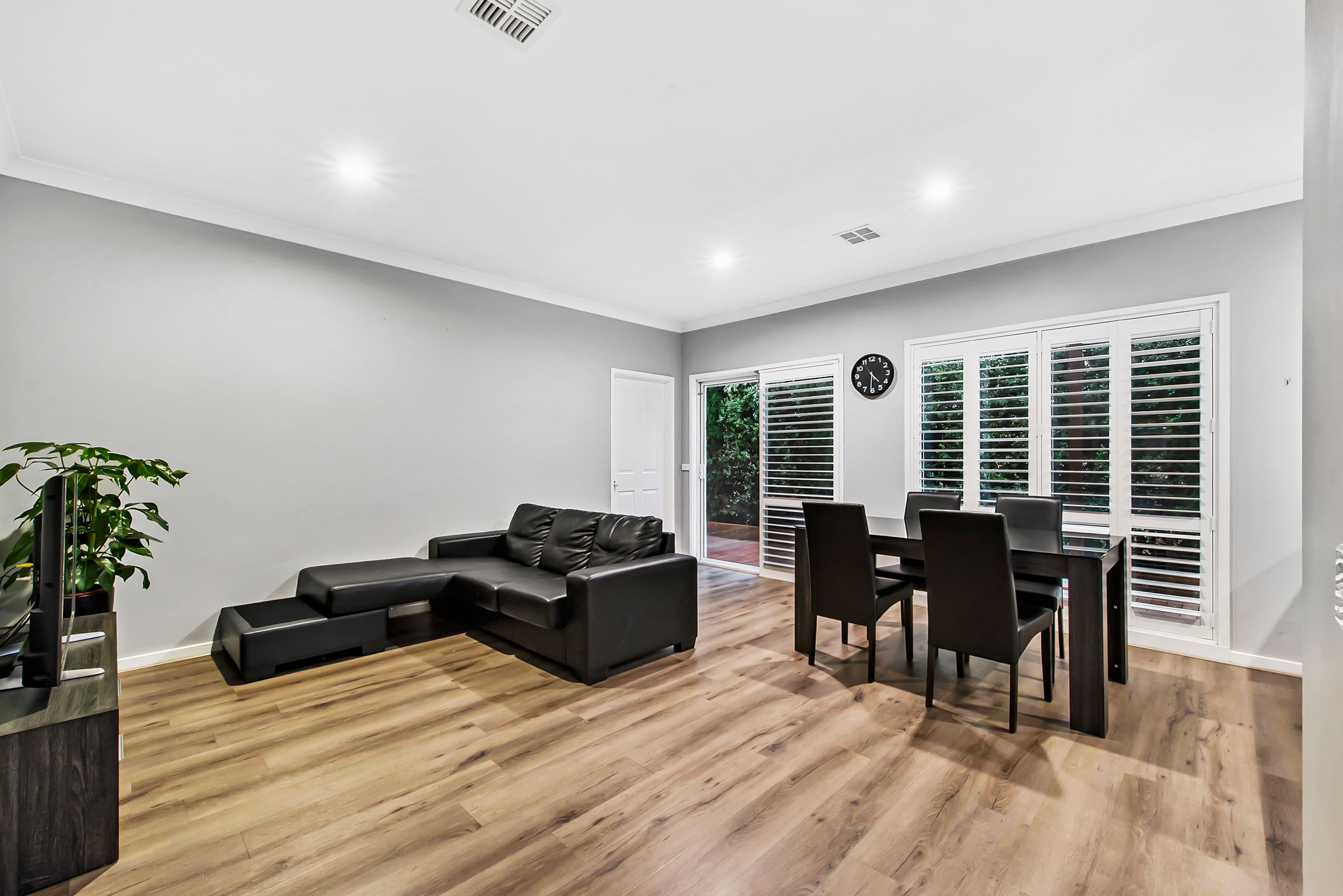 57 Wolviston Avenue, Hillside VIC 3037, Hillside - Thumbnail 5