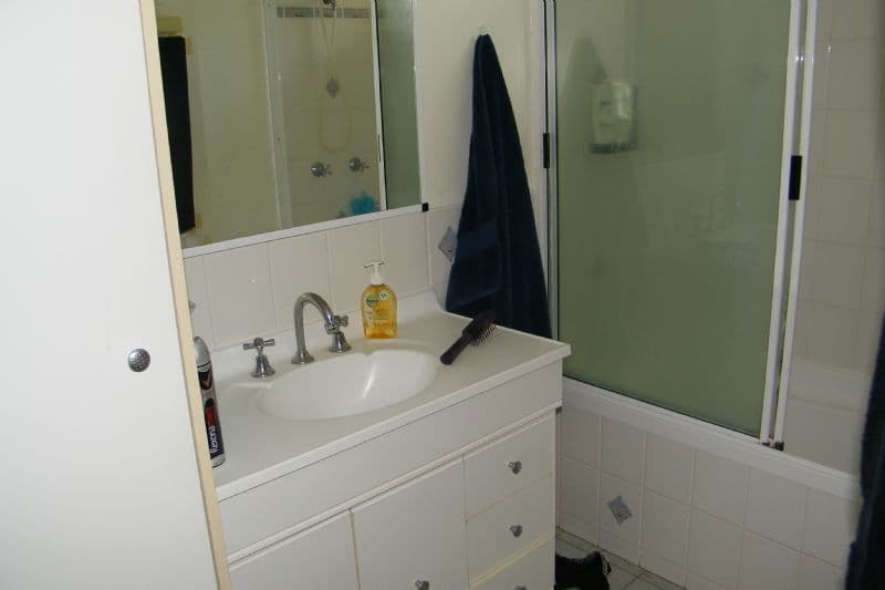 9 Myrtle Court, KIN KORA QLD 4680, Kin Kora - Thumbnail 5