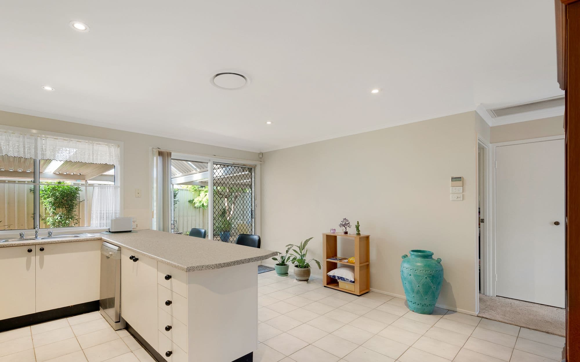 48 Crommelin Crescent, St Helens Park NSW 2560, St Helens Park - Thumbnail 3