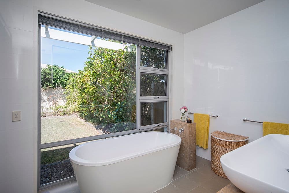 2569 Cressbrook Drive, HOPE ISLAND QLD 4212, Hope Island - Thumbnail 7