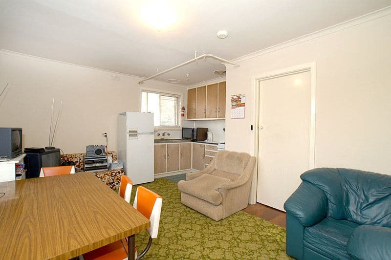 10 Allan Street, NOBLE PARK VIC 3174, Noble Park - Thumbnail 3