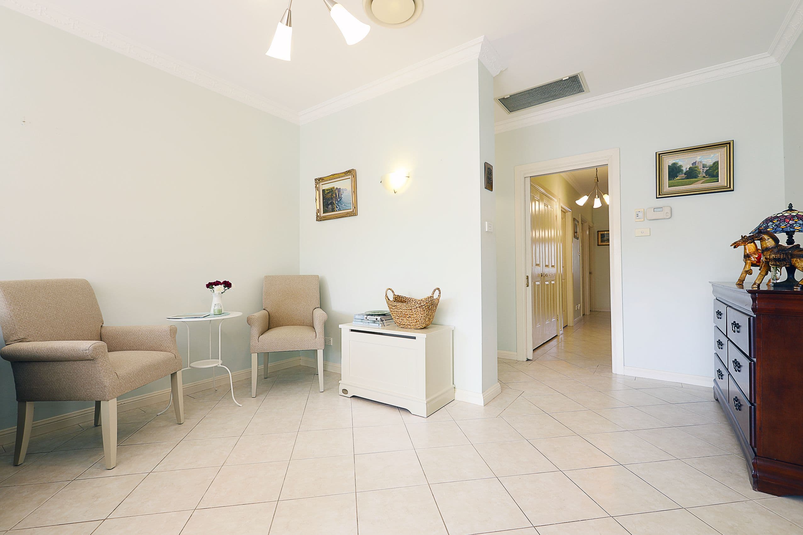 25 Tornaros Avenue, Penrith - Thumbnail 4