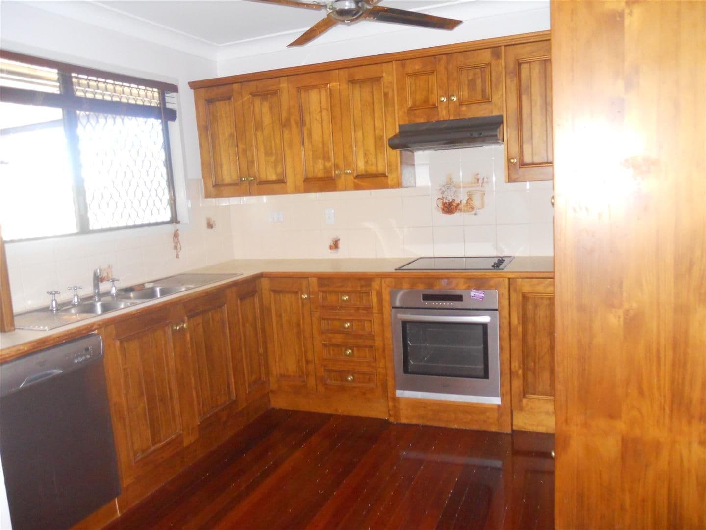 23 Johnson Road, GRACEMERE QLD 4702, Gracemere - Thumbnail 5