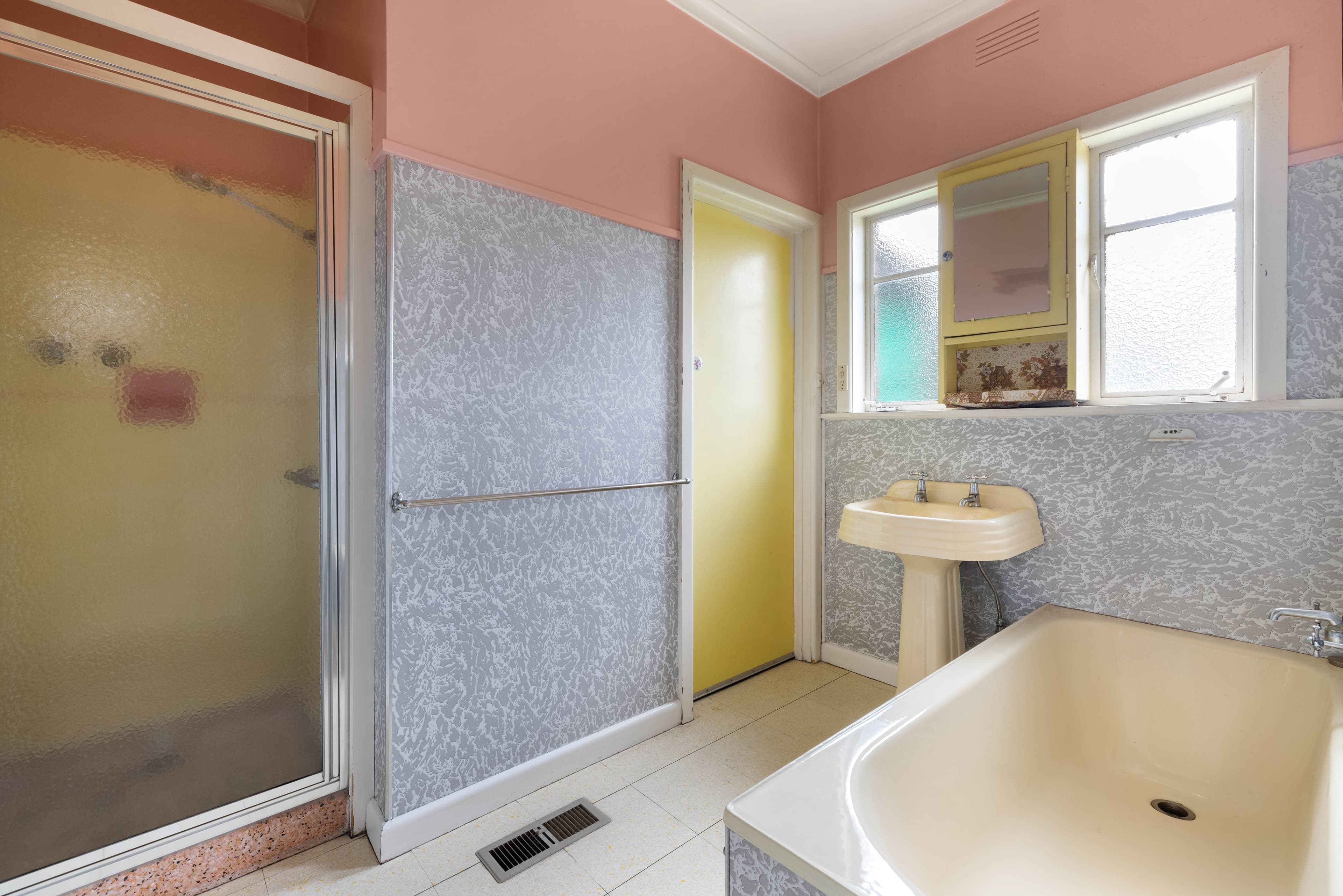 44 Finchley Avenue, Glenroy VIC 3046, Glenroy - Thumbnail 7