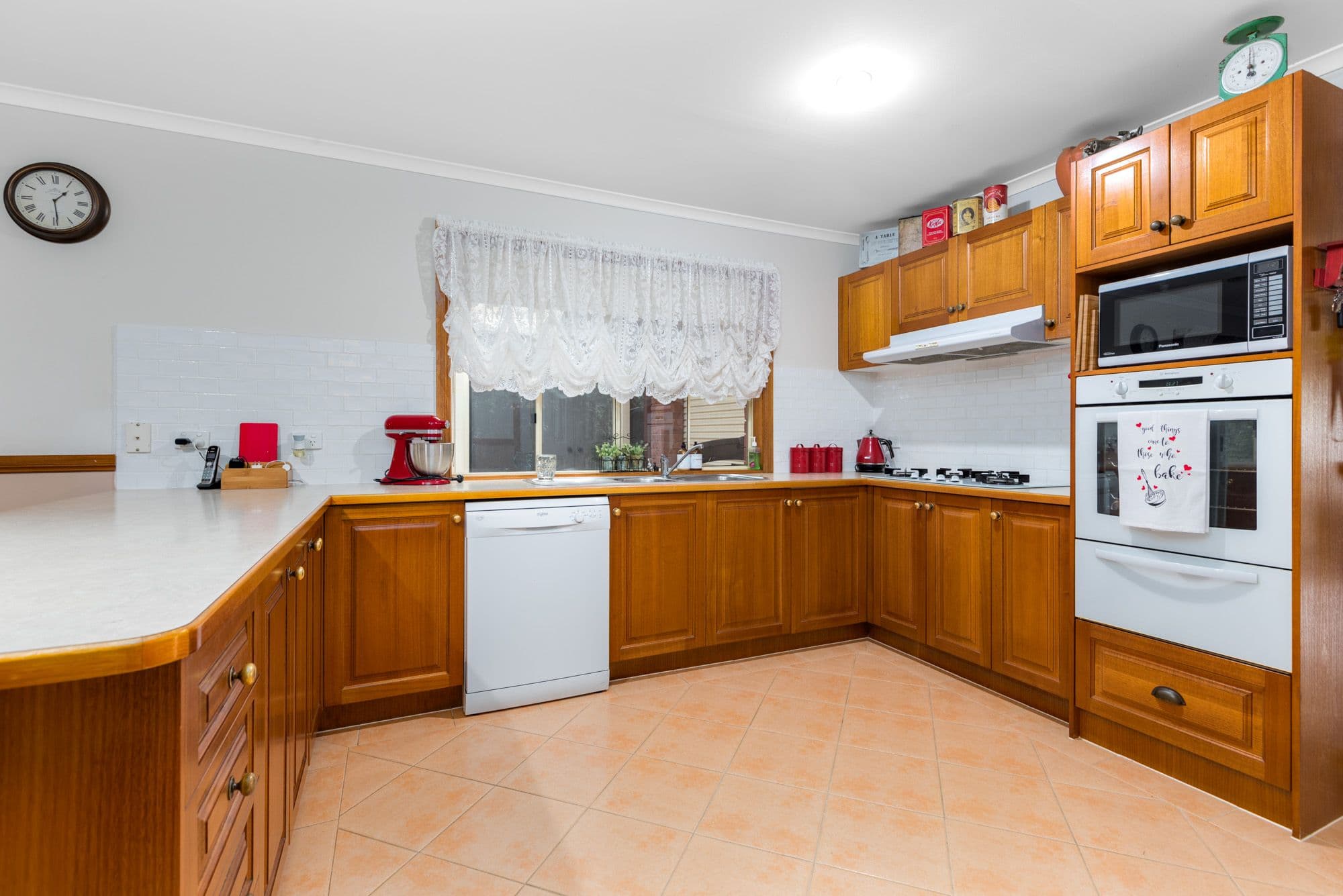 49 Eppalock Drive, Manor Lakes VIC 3024, Manor Lakes - Thumbnail 3