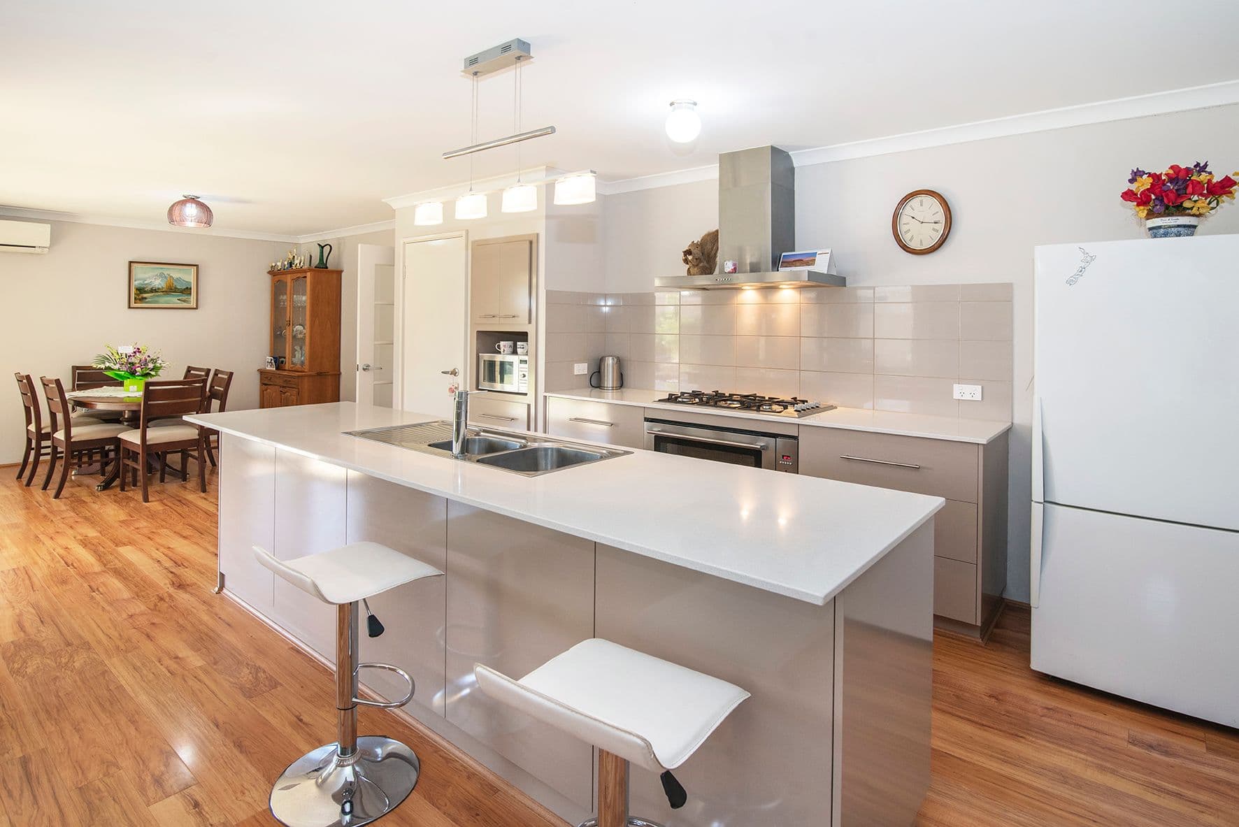 97 Hawker Approach, Yalyalup WA 6280, Yalyalup - Thumbnail 3