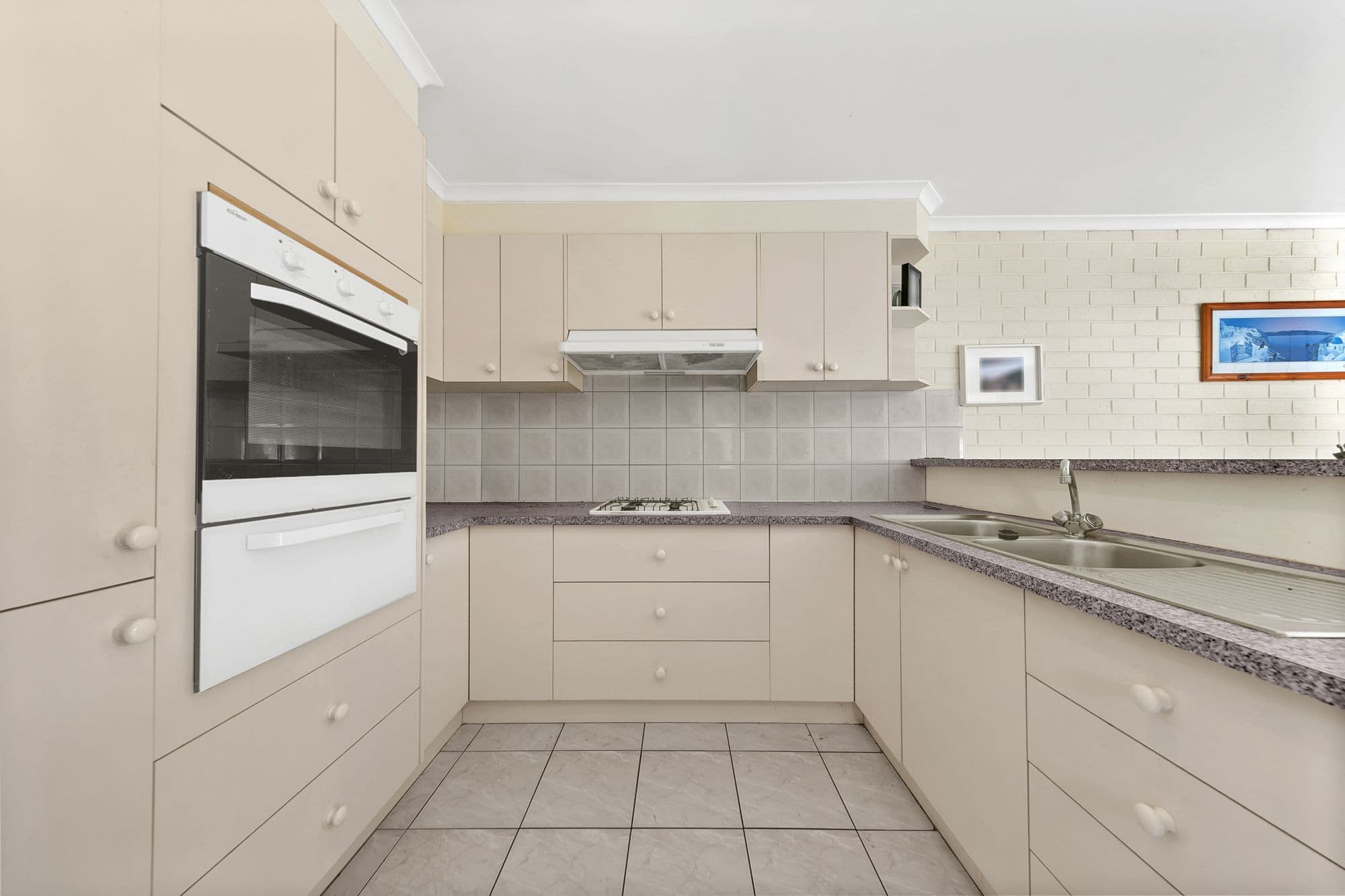 12-14 Mcglynn Avenue, South Morang VIC 3752, South Morang - Thumbnail 3