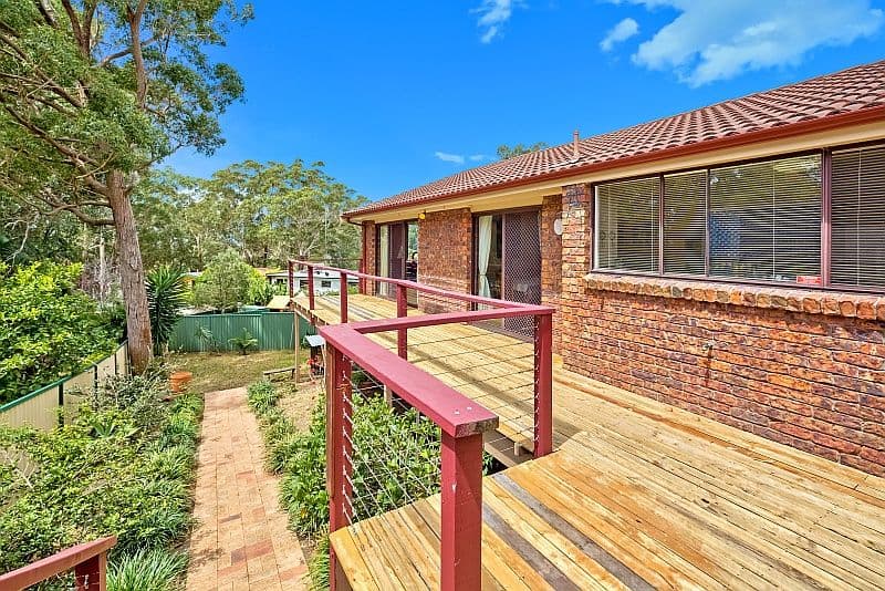 5 Jeannie Crescent, BERKELEY VALE NSW 2261, Berkeley Vale - Thumbnail 3