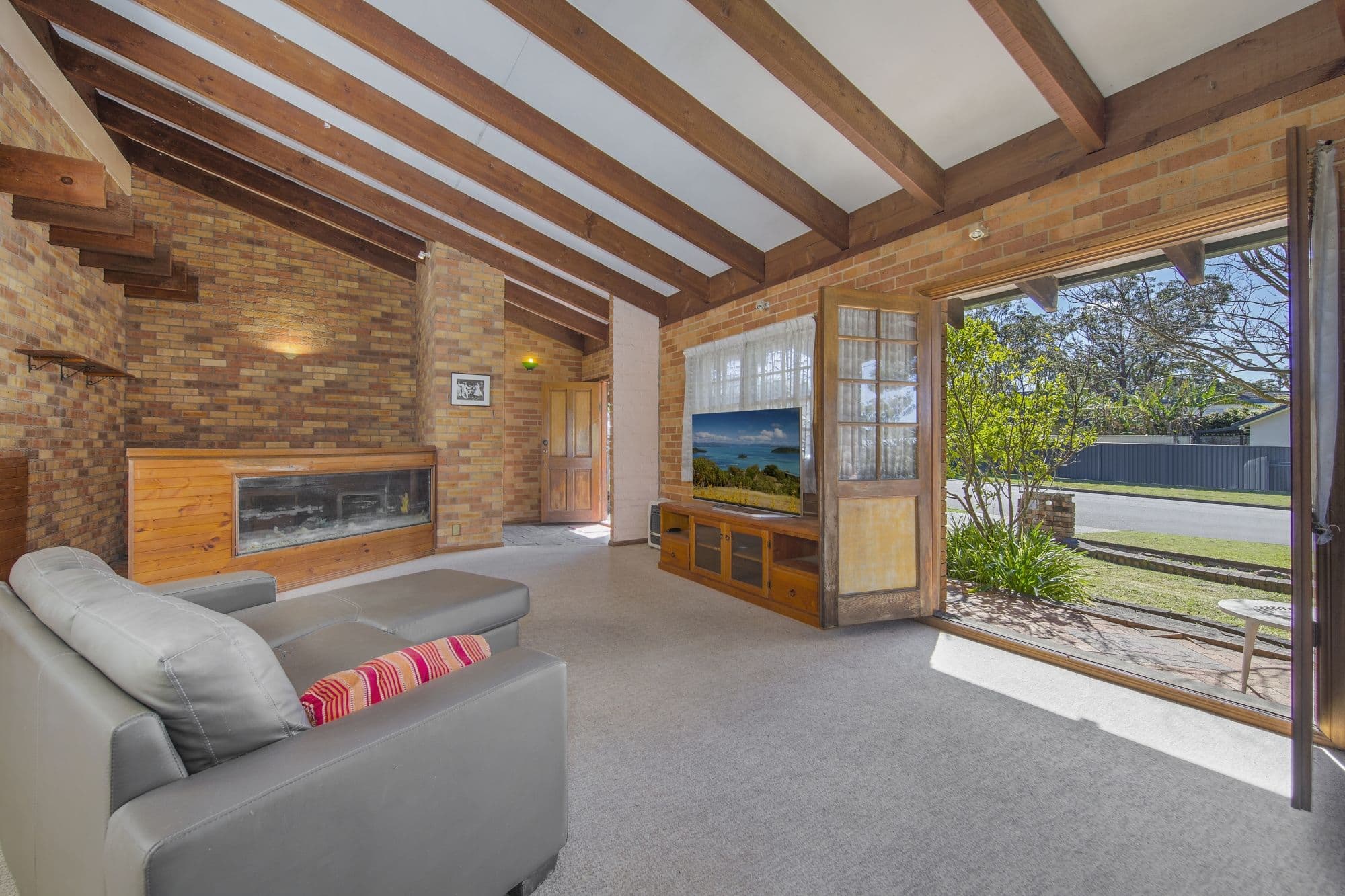 38 Kurraba Parade, Berkeley Vale NSW 2261, Berkeley Vale - Thumbnail 2