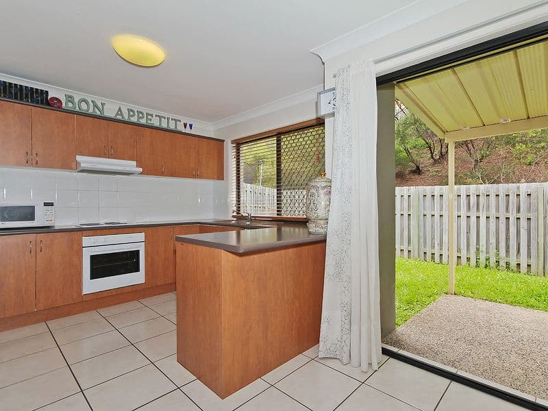 13 Hervey Street, PACIFIC PINES QLD 4211, Pacific Pines - Thumbnail 6
