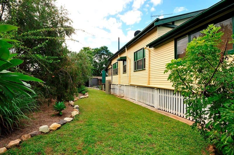 69 Highland Street, ESK QLD 4312, Esk - Thumbnail 6