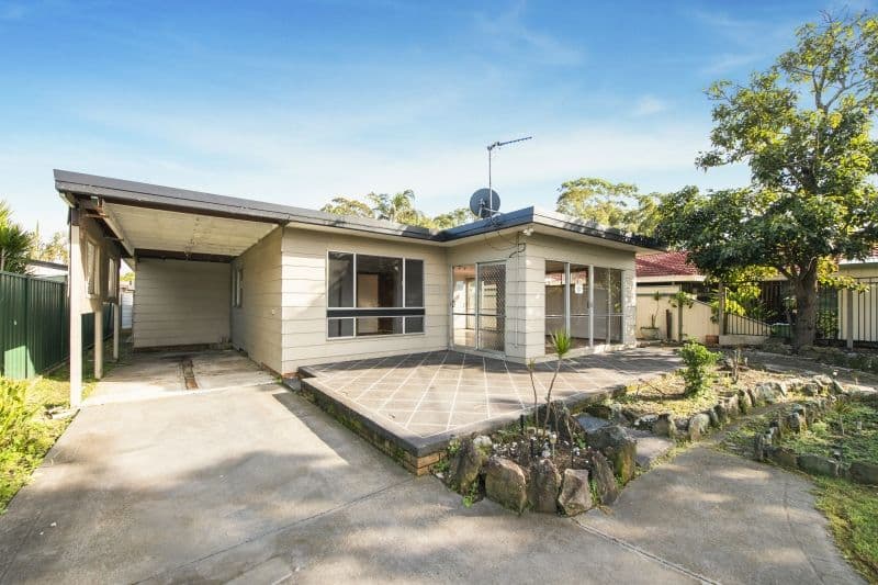 14 Kerry Crescent, Berkeley Vale NSW 2261, Berkeley Vale - Thumbnail 2