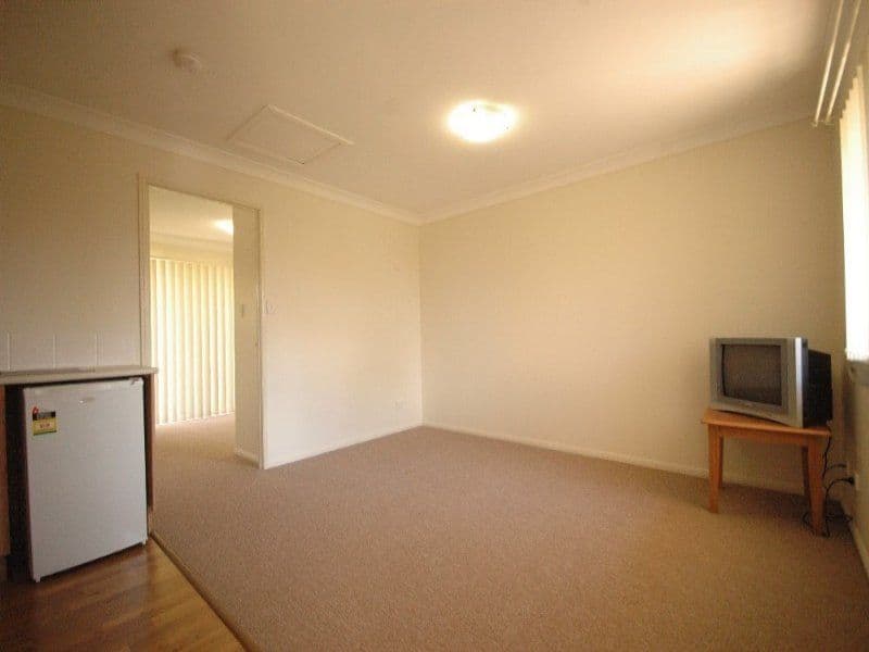 306 James Street, Harristown QLD 4350, Harristown - Thumbnail 2