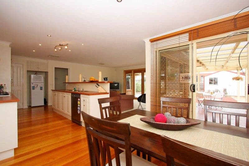 7 Yiota Place, SYDENHAM VIC 3037, Sydenham - Thumbnail 4