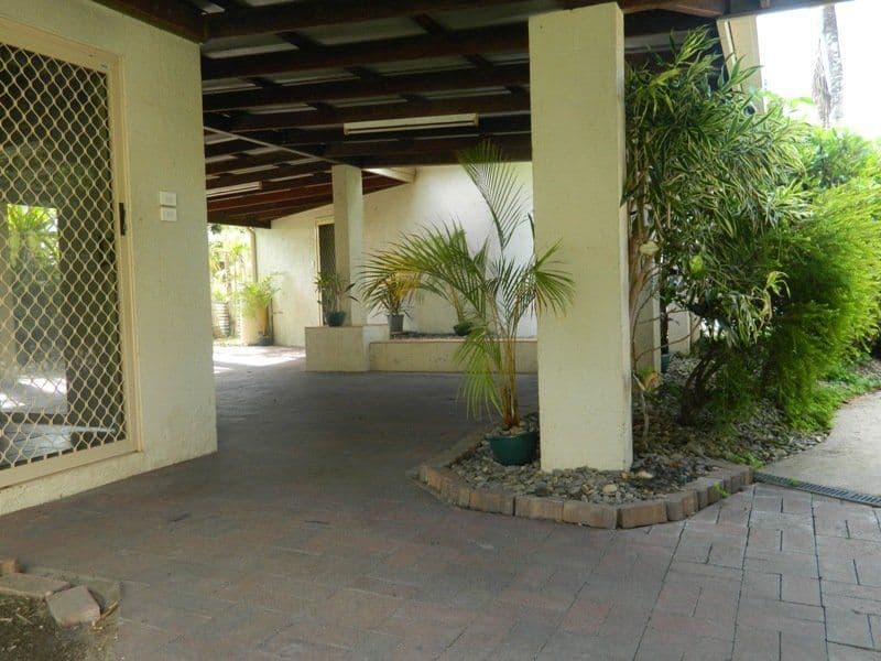 13 Vigilant Close, BENTLEY PARK QLD 4869, Bentley Park - Thumbnail 2