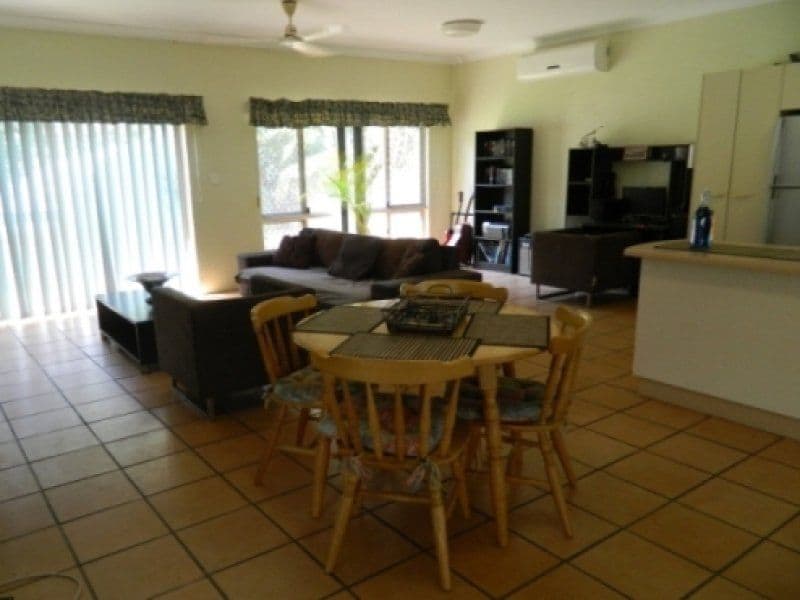 13 Vigilant Close, BENTLEY PARK QLD 4869, Bentley Park - Thumbnail 5