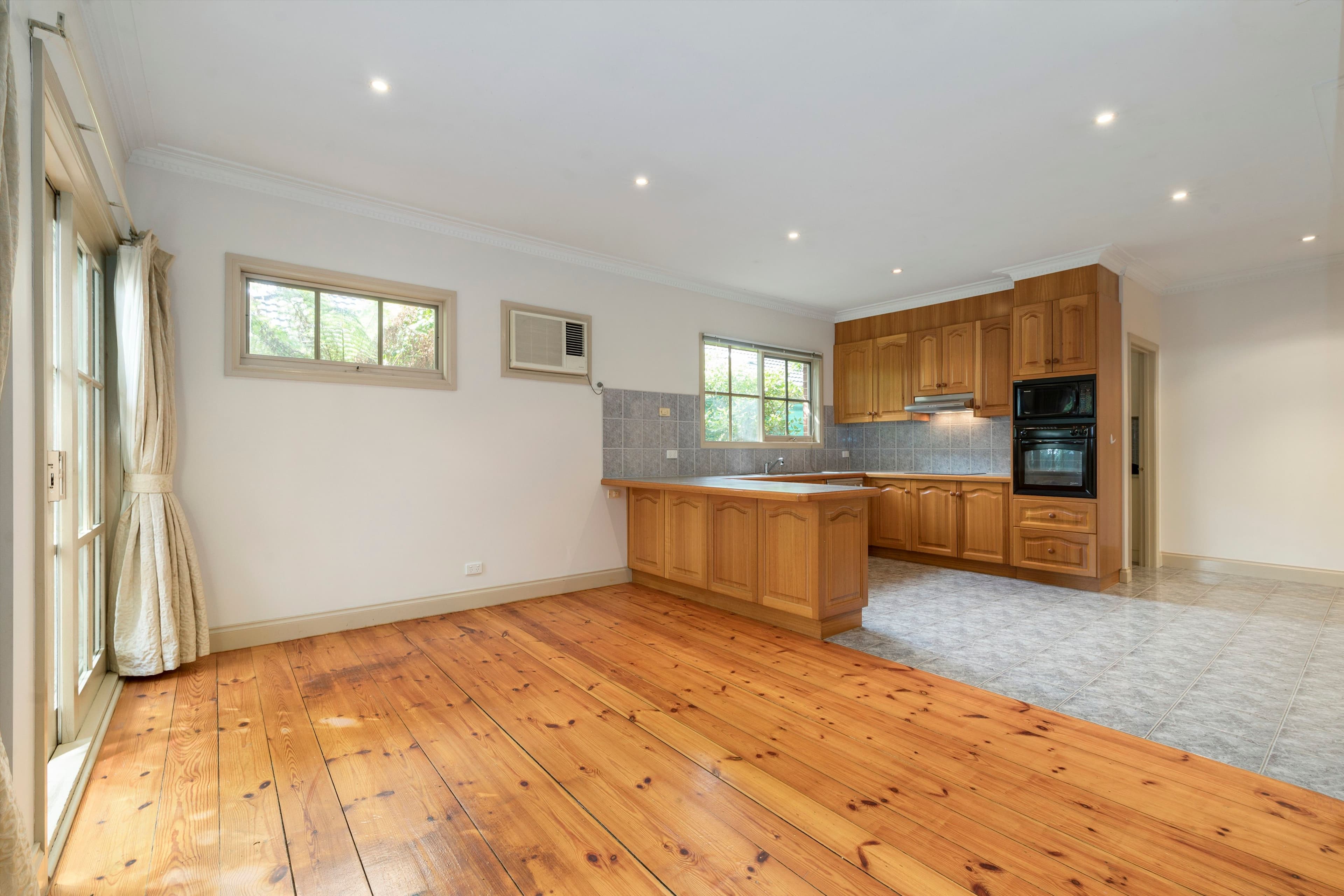 9A Tunstall Avenue, Nunawading VIC 3131, Nunawading - Thumbnail 2