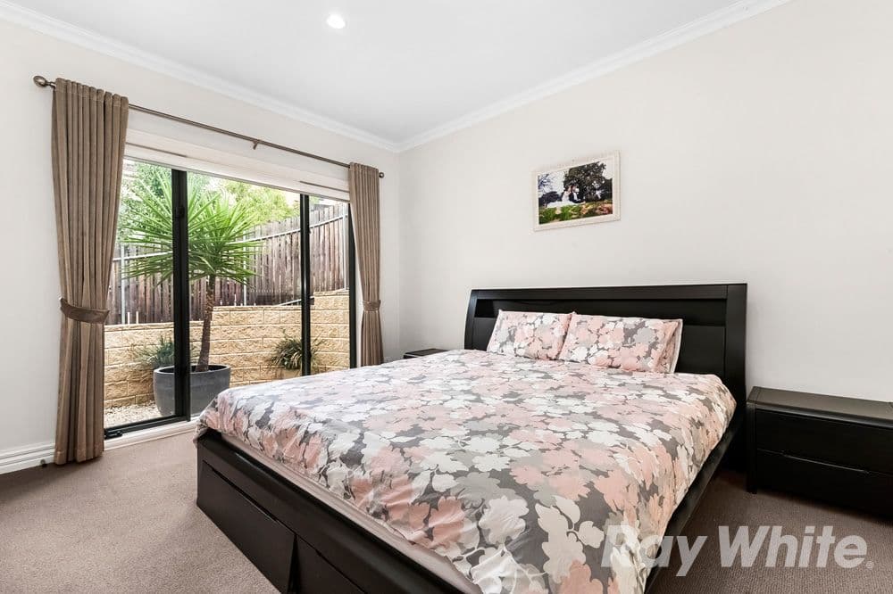 28 Ivanhoe Street, Glen Waverley VIC 3150, Glen Waverley - Thumbnail 5