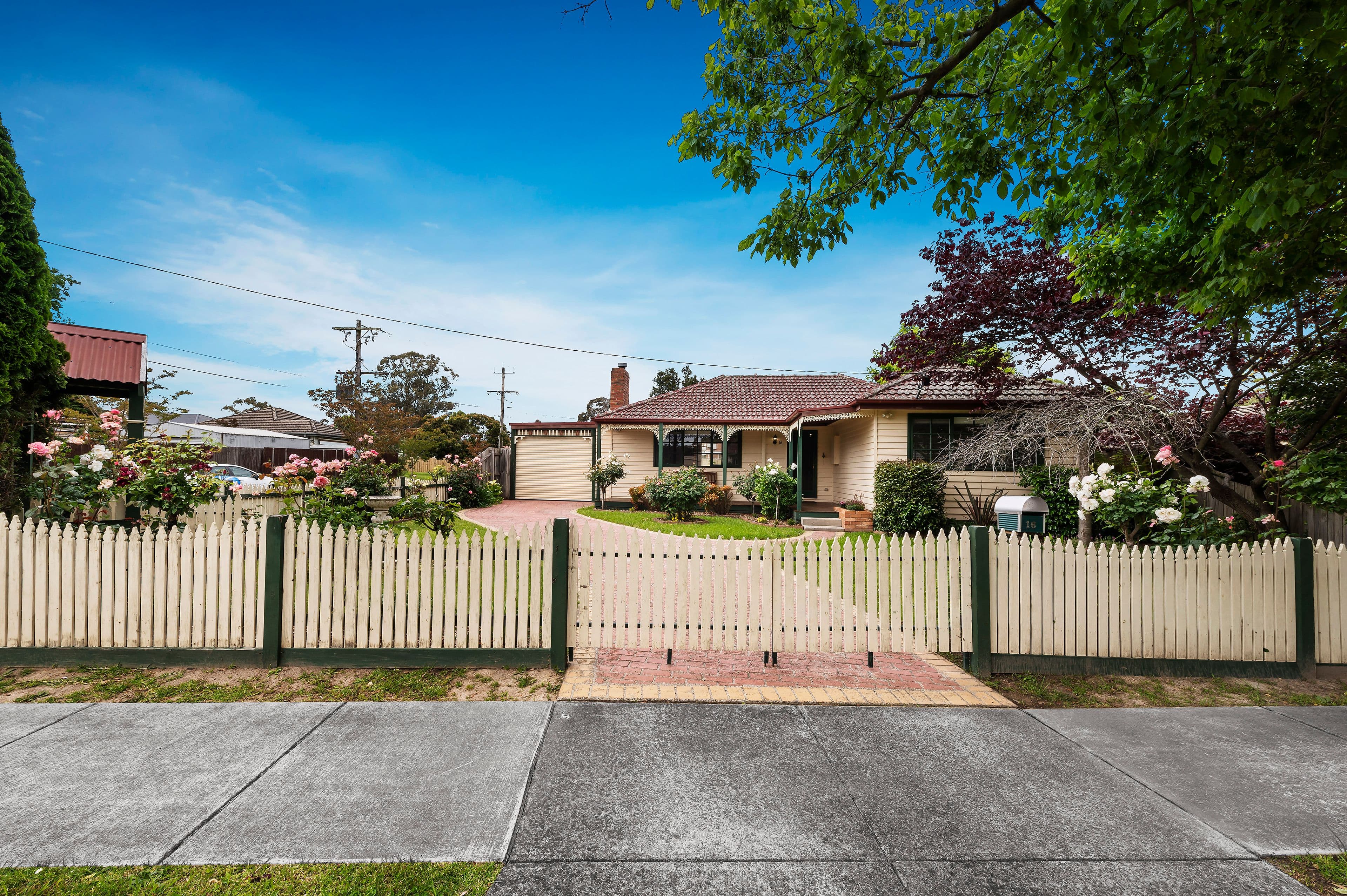 16 Neal Street, Bayswater VIC 3153, Bayswater - Thumbnail 2