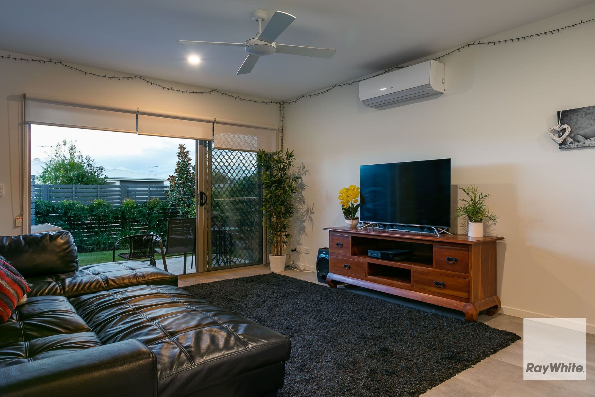 20 Salisbury Street, Redland Bay QLD 4165, Redland Bay - Thumbnail 6