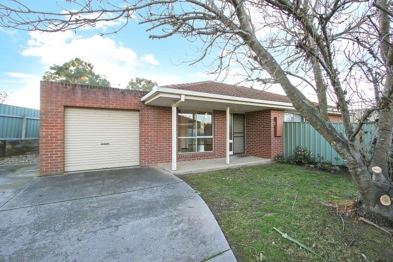9 Scullin Court, West Wodonga VIC 3690, West Wodonga - Thumbnail 2