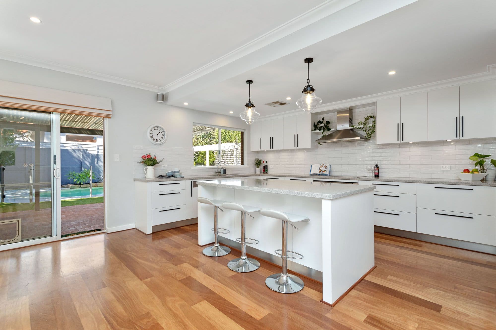 8 Hesperia Avenue, City Beach WA 6015, City Beach - Thumbnail 7
