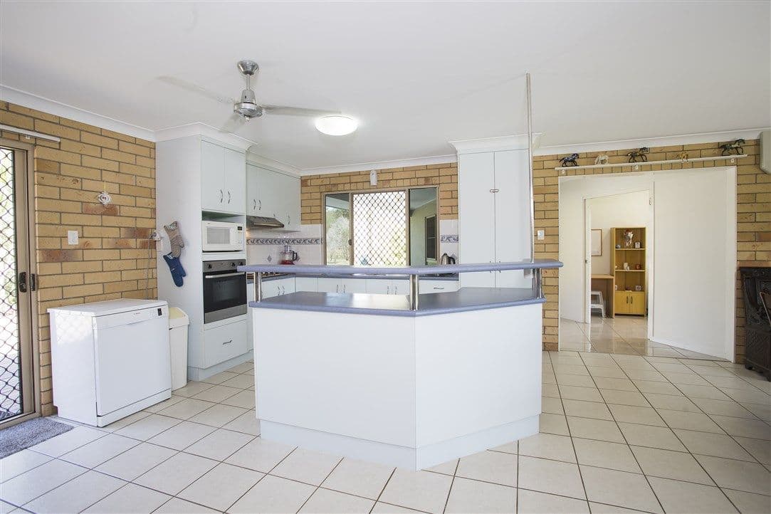 104 Newbery Road, Sarina QLD 4737, Sarina - Thumbnail 3