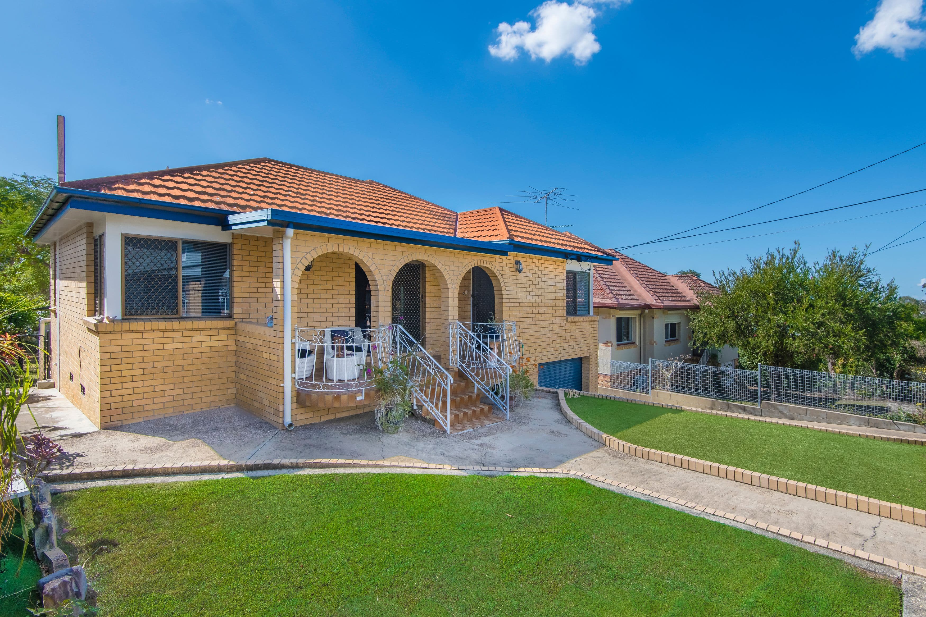 33 Sheehy Street, Stafford QLD 4053, Stafford - Thumbnail 2