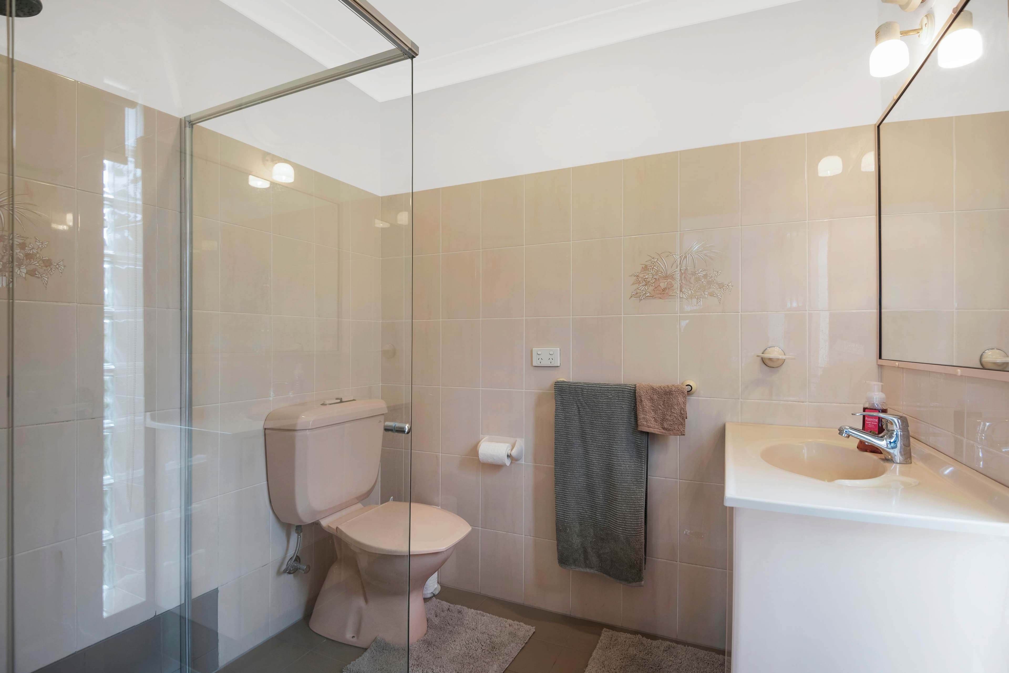 35 Oakland Parade, Banora Point - Thumbnail 3