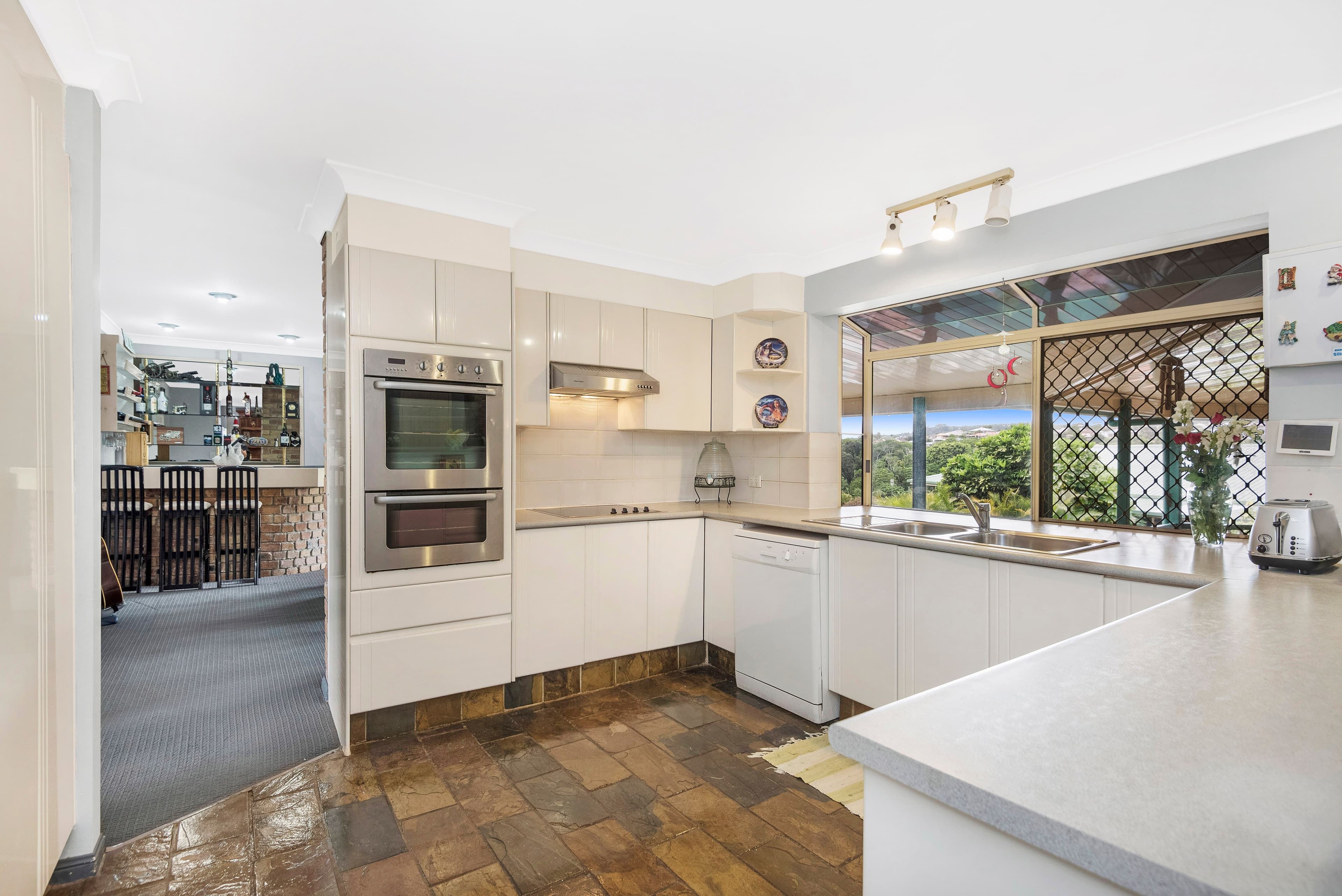 35 Oakland Parade, Banora Point - Thumbnail 6
