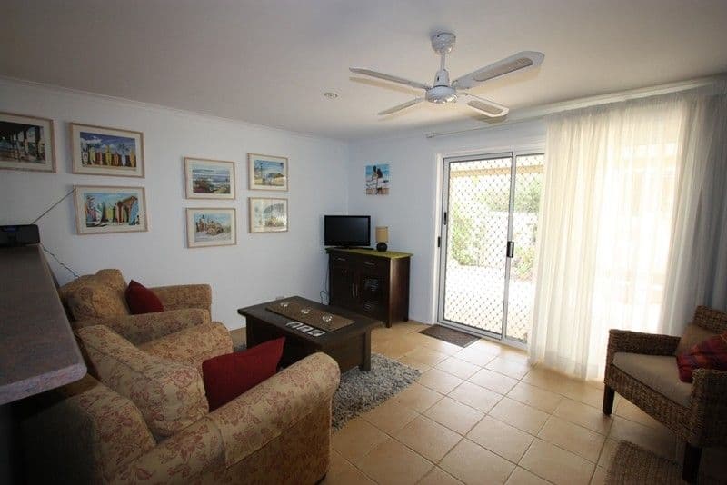 1 Crest Drive, SEAFORD RISE SA 5169, Seaford Rise - Thumbnail 5