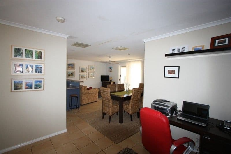 1 Crest Drive, SEAFORD RISE SA 5169, Seaford Rise - Thumbnail 7
